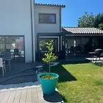 Grande Avec Piscine Et * Longages