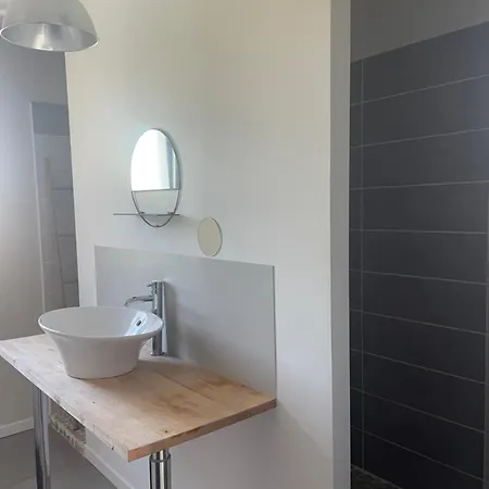 Grande Avec Piscine Et Villa *