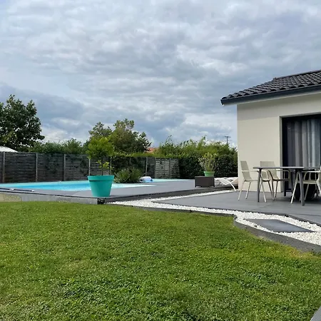 Grande Avec Piscine Et * Longages