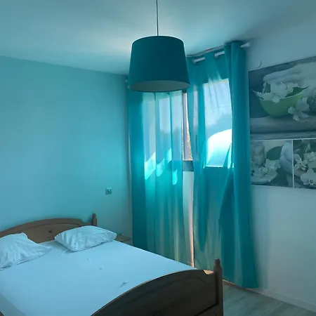 Grande Avec Piscine Et