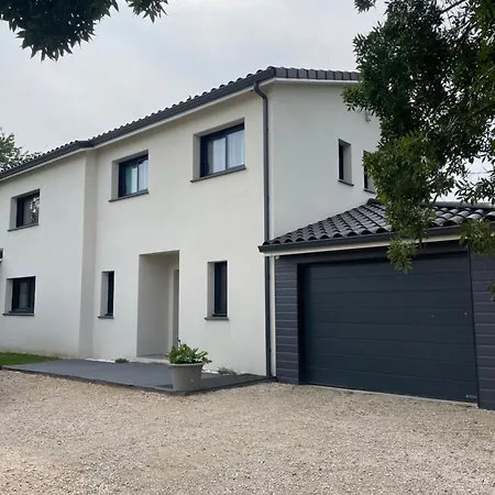 Villa Grande Avec Piscine Et