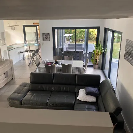 Villa Grande Avec Piscine Et