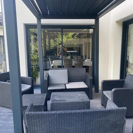 Grande Avec Piscine Et * Longages